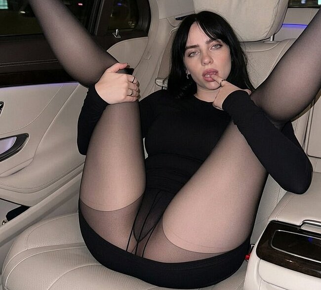Billie Eilish nude