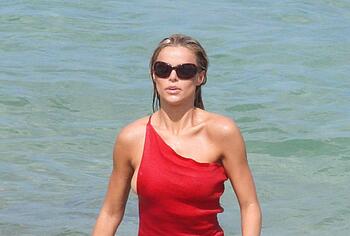 Brooks Nader Nude And See Through Oops Photos