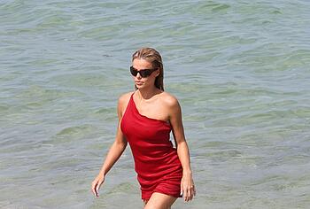 Brooks Nader Nude And See Through Oops Photos