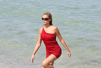 Brooks Nader Nude And See Through Oops Photos
