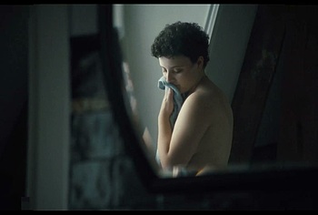 Aud Mason-Hyde and Olivia Colman Nude Lesbian Scenes in Jimpa