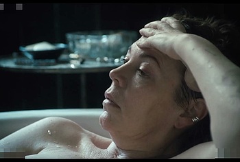 Aud Mason-Hyde and Olivia Colman Nude Lesbian Scenes in Jimpa
