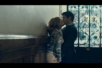 Nadia Tereszkiewicz Nude And Sex Scenes in Two Pianos