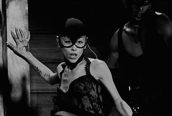 Ariana Grande Nip Slip And Sexy Photos