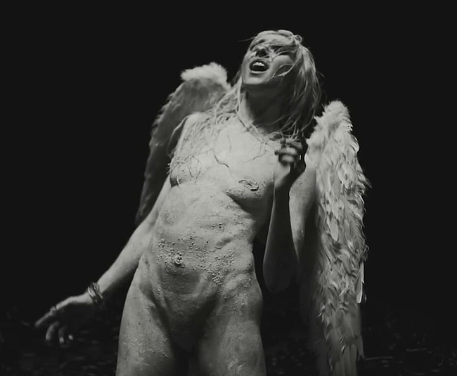 Taylor Momsen Nude Scenes in Dear God