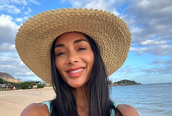 Nicole Scherzinger Bikini And Hot Cleavage Beach Pics