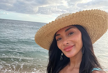 Nicole Scherzinger Bikini And Hot Cleavage Beach Pics
