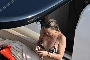 Kate Hudson Relaxing In Tiny Bikini On a Yacht
