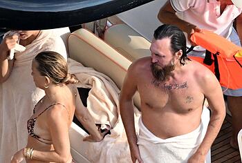 Kate Hudson Relaxing In Tiny Bikini On a Yacht