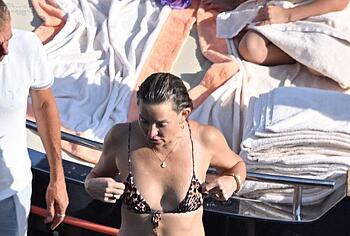 Kate Hudson Relaxing In Tiny Bikini On a Yacht