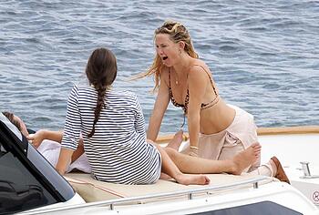 Kate Hudson Relaxing In Tiny Bikini On a Yacht