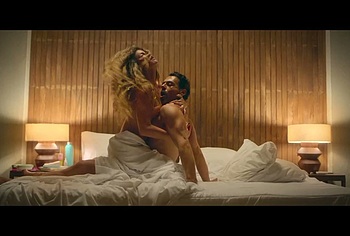 Mabel Moreno Nude And Sex Scenes in Susana and Elvira No Plan B