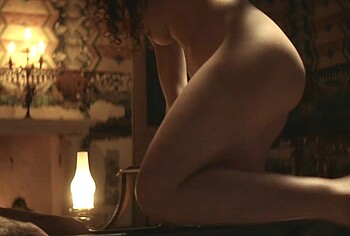 Mireia Vilapuig Frontal Nude And Sexy in Gold Lust