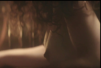 Mireia Vilapuig Frontal Nude And Sexy in Gold Lust