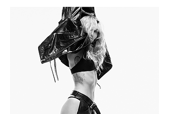Miley Cyrus Nude And Lingerie Wonderland Magazine Photoshoot