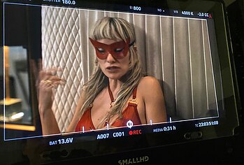 Olivia Wilde Bare Tits and Hot Lingerie in I Wants Your Sex BTS