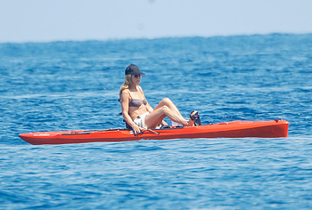 Jennifer Aniston Caught By Paparazzi In Bikini Top On A Yacht