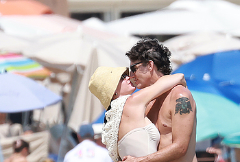 Katy Perry and Justin Trudeau Kiss Passionately In Swimsuits On The Beach