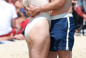 Katy Perry and Justin Trudeau Kiss Passionately In Swimsuits On The Beach