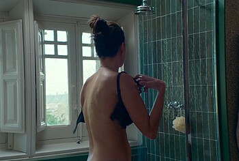 Stephanie Magnin Nude Bath Scenes in The Truthers
