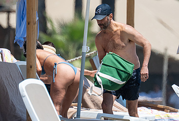 Eva Longoria Wet Bikini And Areola Nip Slip Photos