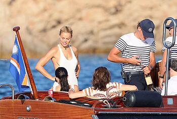 Brooks Nader Topless And Pussy Upskirt Yacht Photos