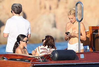 Brooks Nader Topless And Pussy Upskirt Yacht Photos