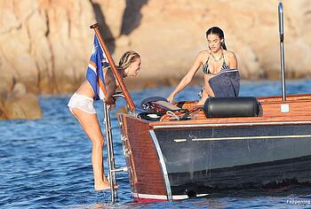 Brooks Nader Topless And Pussy Upskirt Yacht Photos