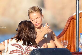 Brooks Nader Topless And Pussy Upskirt Yacht Photos