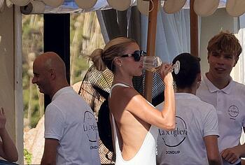 Brooks Nader Topless And Pussy Upskirt Yacht Photos