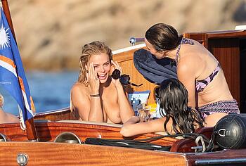 Brooks Nader Topless And Pussy Upskirt Yacht Photos