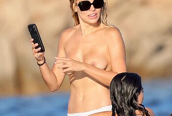 Brooks Nader Topless And Pussy Upskirt Yacht Photos