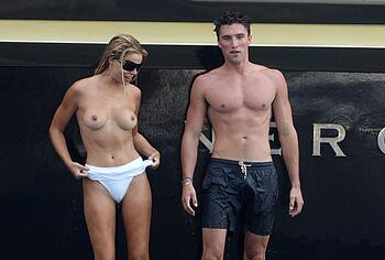 Brooks Nader Naked And Pussy Cameltoe Pics