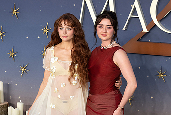 Joey King Bare Butt And Underwear Public Photos