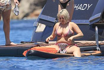 Bebe Rexha Exposed Big Booty In Tiny Bikini