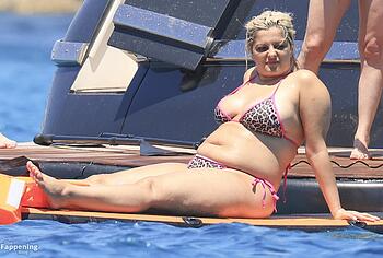 Bebe Rexha Exposed Big Booty In Tiny Bikini