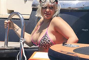 Bebe Rexha Exposed Big Booty In Tiny Bikini