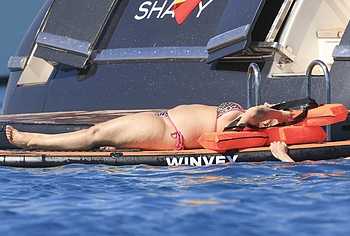 Bebe Rexha Exposed Big Booty In Tiny Bikini