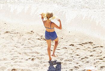 Margot Robbie Caught In Bikini Behind Scenes
