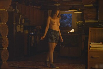 Gillian Anderson and Hannah Einbinder Nude Lesbian Scenes in Teenage Sex and Death at Camp Miasma