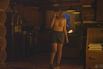 Gillian Anderson and Hannah Einbinder Nude Lesbian Scenes in Teenage Sex and Death at Camp Miasma