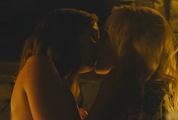 Gillian Anderson and Hannah Einbinder Nude Lesbian Scenes in Teenage Sex and Death at Camp Miasma
