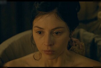 Hermione Corfield Nude Bathtube Scenes in Outlander Blood of My Blood