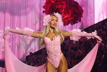 Candice Swanepoel Sexy Lingerie in The Victorias Secret Fashion