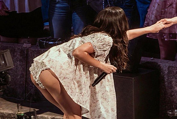 Olivia Rodrigo Nip Slip And Upskirt Photos